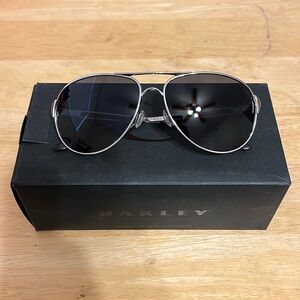 Oakley Caveat Sunglasses